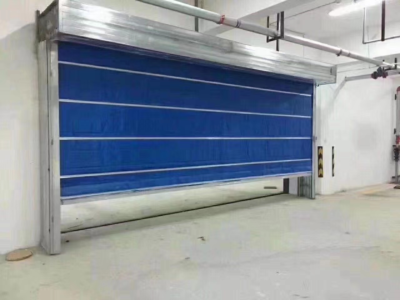 雙軌雙簾特級防火卷簾（鐵包廂）