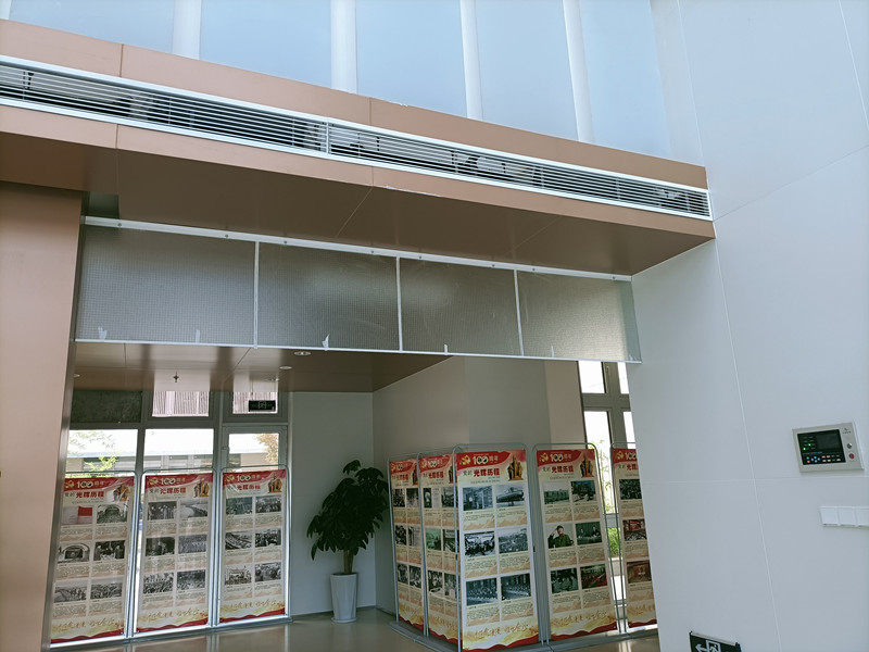 夾絲防火玻璃擋煙垂壁