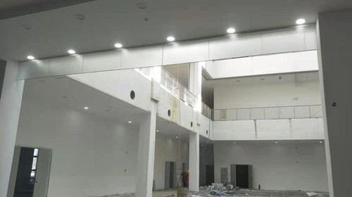 夾絲防火玻璃擋煙垂壁