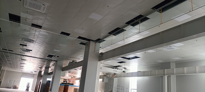 透明防火玻璃擋煙垂壁